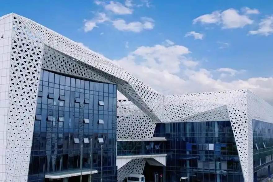 搜球吧 欧冠联赛阶段前瞻：豪门赛程密度与轮换深度的双重考验